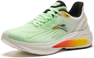 Anta安踏 毒刺5 舒適百搭 耐磨透氣 低筒 跑步鞋 男款 白綠 Lookbook Anta安踏 毒刺5 舒適百搭 耐磨透氣 低筒 跑步鞋 男款 白綠