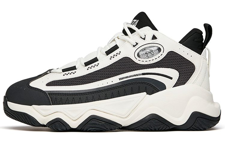 Buy 安踏街头速跑低帮'白黑灰' 112148090R-3