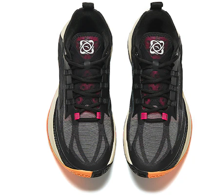 【10月31日20點 得物新品發售價519】 Anta安踏 瞬息1 花園 氮科技 減震防滑 低筒籃球鞋 男款 黑色 Lookbook 【10月31日20點 得物新品發售價519】 Anta安踏 瞬息1 花園 氮科技 減震防滑 低筒籃球鞋 男款 黑色