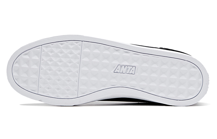 Purchase Anta Skate Low 'Hitam Putih' 11938050-1