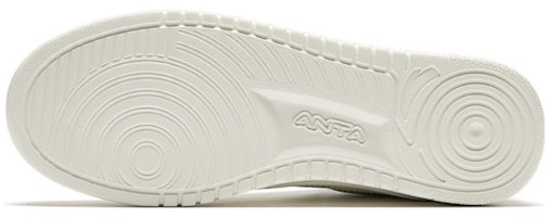 安踏舒適防滑耐磨低幫板鞋男款白色 Purchase 安踏舒適防滑耐磨低幫板鞋男款白色