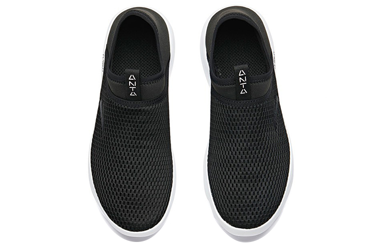 Shop Anta Slip-On Training Shoe 'Black White' 91928605-1