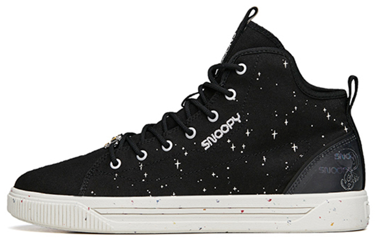Anta Snoopy Skateboarding Series Sneakers 'Black White'