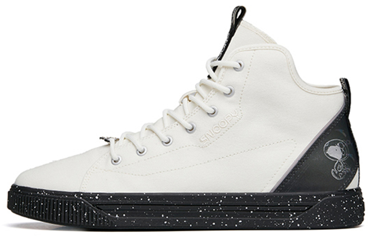 Anta x SNOOPY High Top Skate Shoes 'White Black' 912138601-2