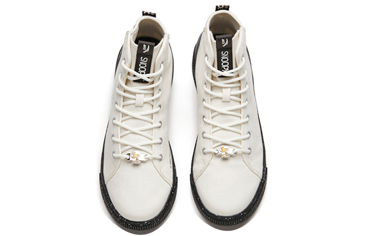 Shop SNOOPY x Anta安踏 史努比聯名 潮流 高幫 板鞋 男款 白黑