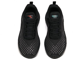 Colección Anta Snow 'Negro Blanco' 112146603-1 Lookbook Colección Anta Snow 'Negro Blanco' 112146603-1