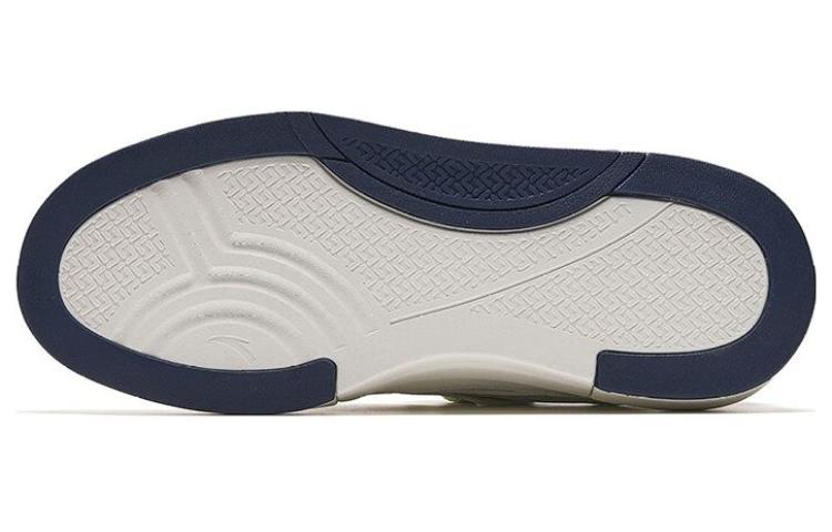 Shop 安踏街球 Lite 低帮 '白蓝' 112338071-1