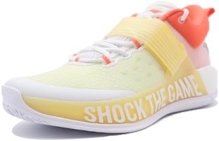 Anta安踏 橫掃 4 耐磨透氣 籃球皮鞋 白紅 Lookbook Anta安踏 橫掃 4 耐磨透氣 籃球皮鞋 白紅