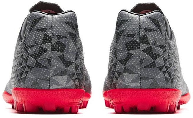 Anta安踏 耐磨減震 足球鞋 男款 灰粉 Lookbook Anta安踏 耐磨減震 足球鞋 男款 灰粉