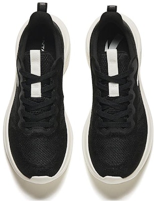 安踏漫步跑鞋“黑白” 912425509-4 Lookbook 安踏漫步跑鞋“黑白” 912425509-4