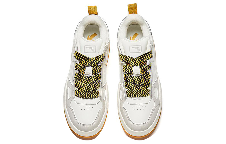 Lookbook Anta Sepatu Skate Low-Top Sol Tebal 'Putih Abu-abu' 112348073-2