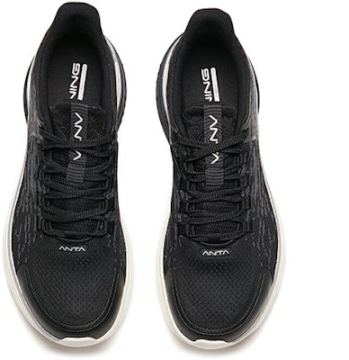 Anta安踏 天啟 低筒 跑步鞋 男款 黑灰 Lookbook Anta安踏 天啟 低筒 跑步鞋 男款 黑灰