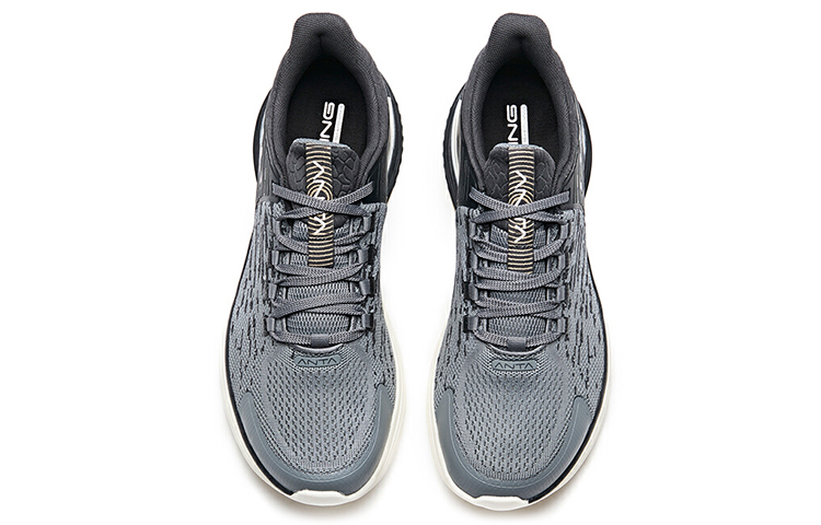 Lookbook Anta安踏 天啟 低筒 跑步鞋 男款 灰