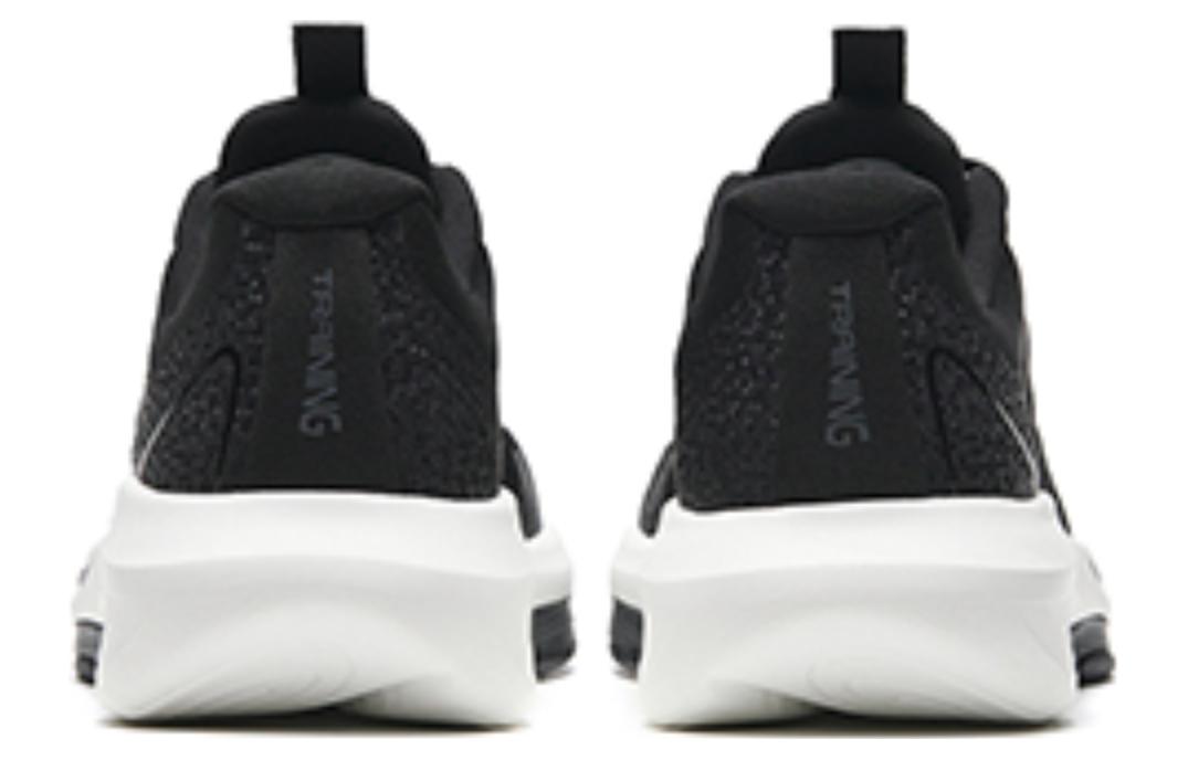 Lookbook 安踏 训练鞋 低帮 '灵狐 黑白' 112337790-5