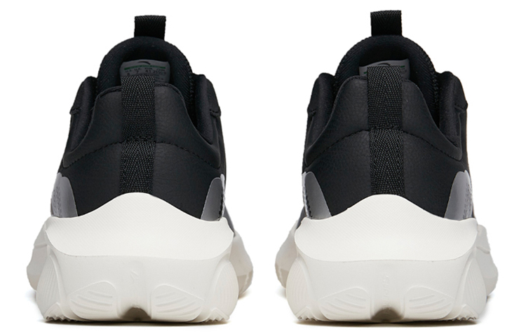 Shop Anta Training Series 'Linghu Kulit Hitam' 112217705-6