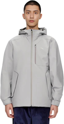 安踏訓練系列灰色連帽外套 - 透氣舒適運動外套 152437614-4 Lookbook 安踏訓練系列灰色連帽外套 - 透氣舒適運動外套 152437614-4