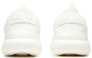 Anta Sepatu Training Seri 'Putih' 112027718-2 Purchase Anta Sepatu Training Seri 'Putih' 112027718-2