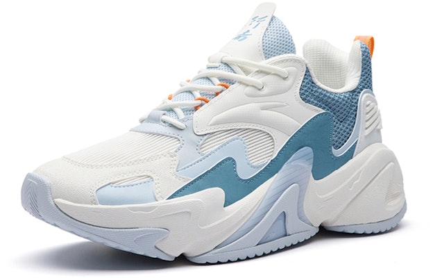 Anta安踏 行者3.0 減震防滑耐磨 低筒 運動休閒鞋 白藍 Lookbook Anta安踏 行者3.0 減震防滑耐磨 低筒 運動休閒鞋 白藍