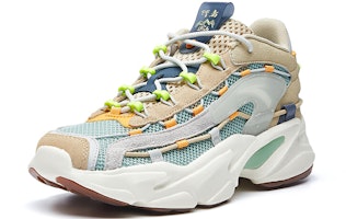 安踏Walker中帮“浅棕色” 112028889-3 Lookbook 安踏Walker中帮“浅棕色” 112028889-3