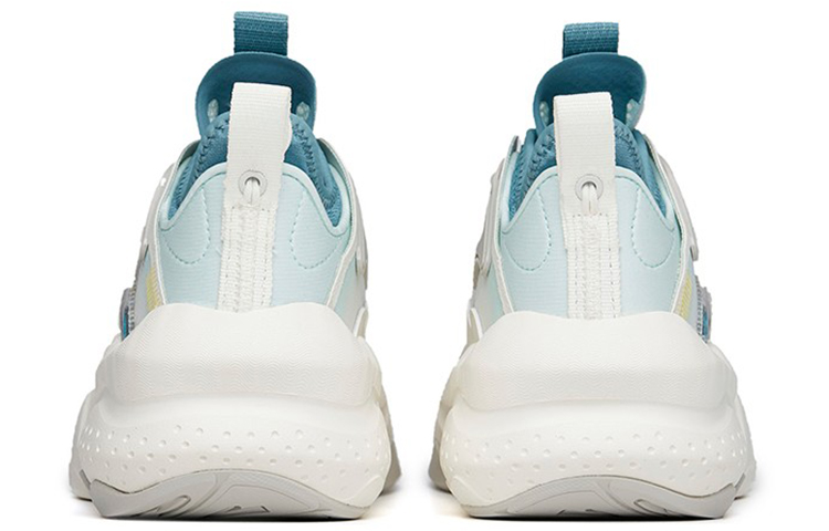 Shop 安踏霸道威峰耐磨低帮運動休閒鞋 男款 白藍綠