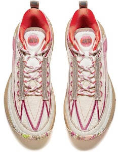 安踏唐特·迪温琴佐速闪1代ESG'大苹果'配色 912411111Q-6 Lookbook 安踏唐特·迪温琴佐速闪1代ESG'大苹果'配色 912411111Q-6