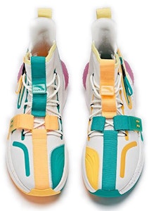 Zapatillas Anta x Dragon Ball Super Baloncesto 'Gotenks' 112011619-12 Lookbook Zapatillas Anta x Dragon Ball Super Baloncesto 'Gotenks' 112011619-12