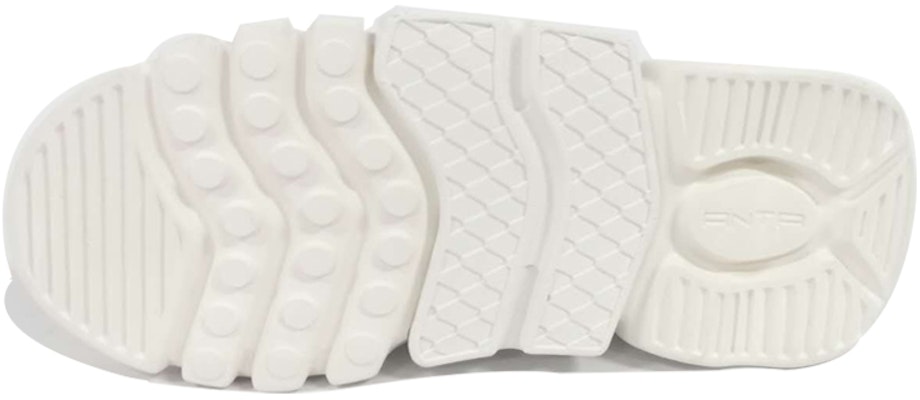 安踏 x 基思哈林 '黑白' 112038801-4 Shop 安踏 x 基思哈林 '黑白' 112038801-4