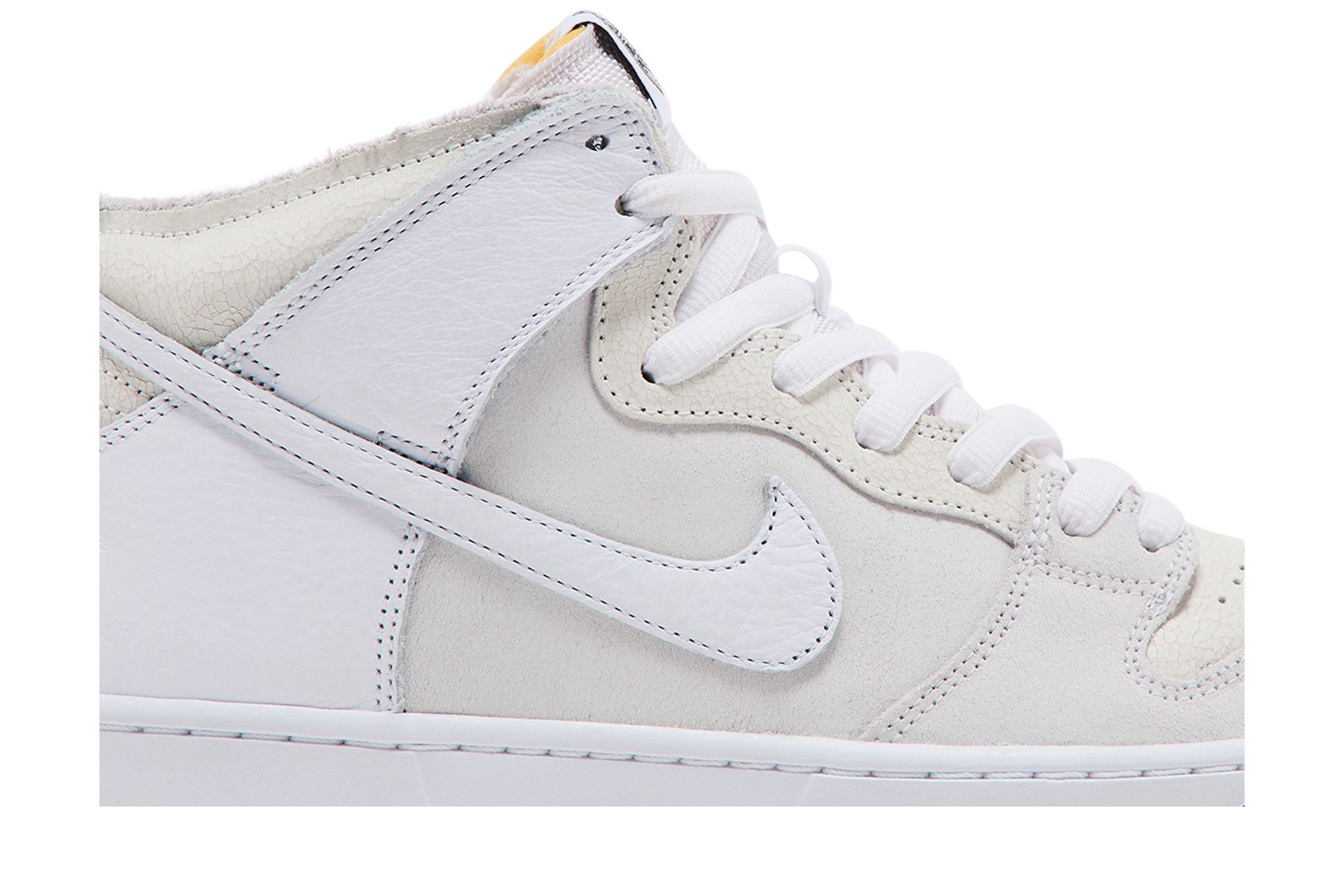 Lookbook AntiHero x Nike Dunk Tinggi SB 'Putih Hitam' HM5837-100