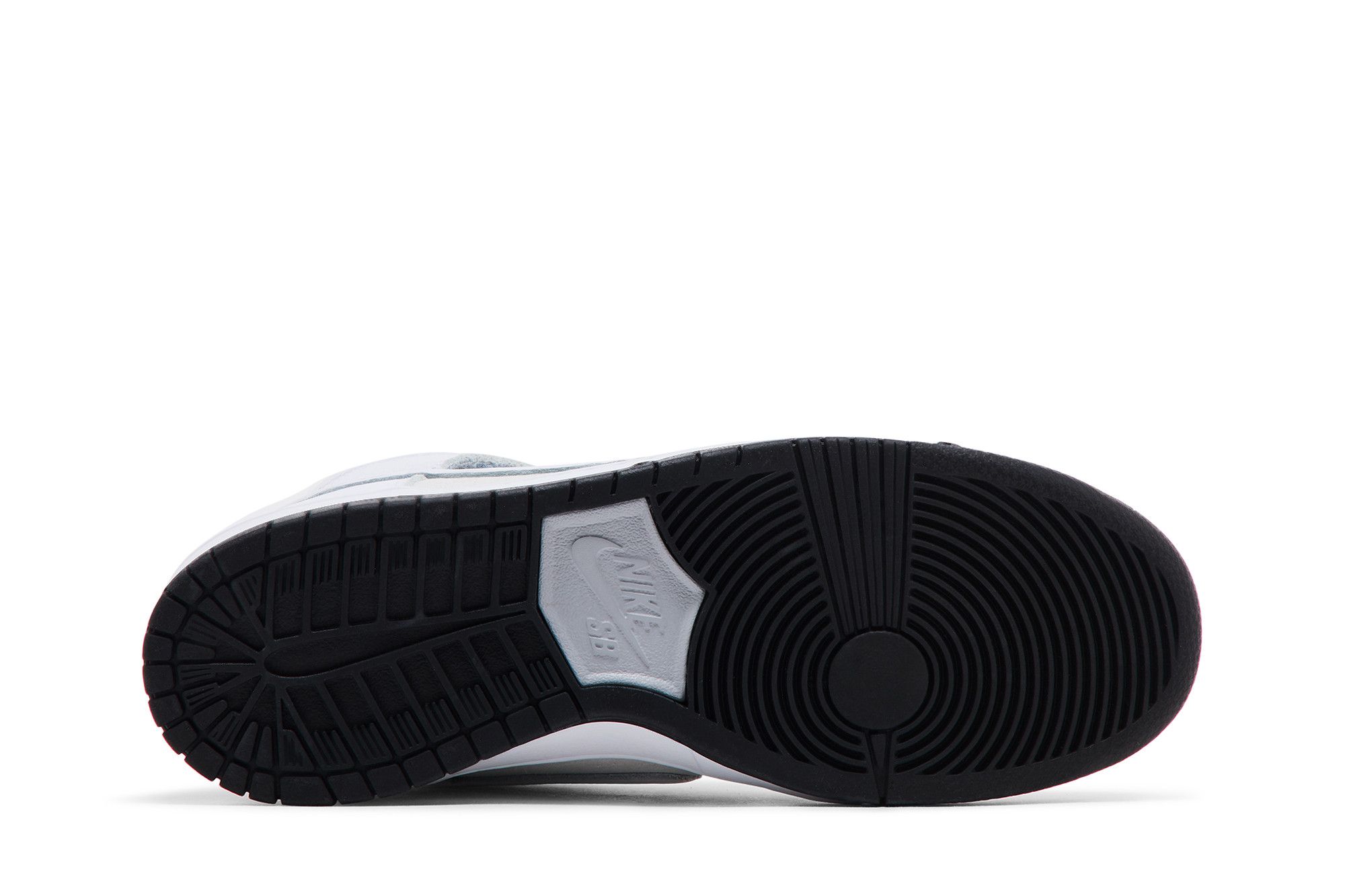 Purchase AntiHero x Nike Dunk Tinggi SB 'Putih Hitam' HM5837-100