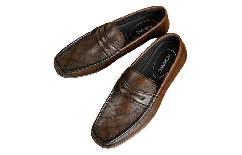 Shop AOKANG 快適ブラウンレザーローファー 1223424016