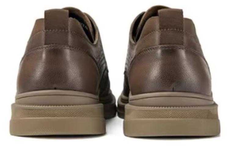 Shop 奥康棕色时尚系带皮鞋 1233814010