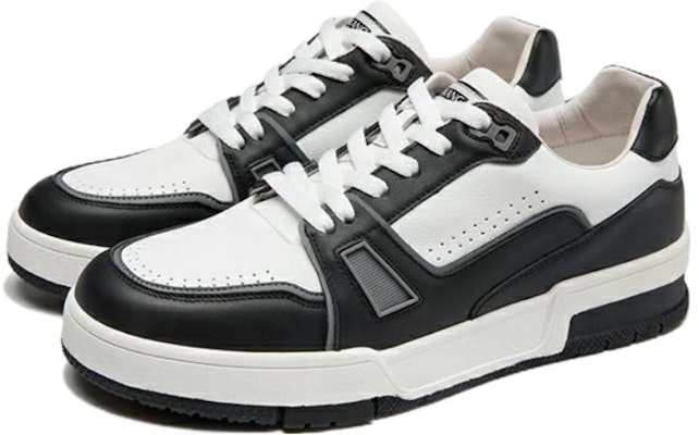 Aokang Low-Top Sneaker 'Hitam Keselesaan Fesyen' 1233322008 Lookbook Aokang Low-Top Sneaker 'Hitam Keselesaan Fesyen' 1233322008