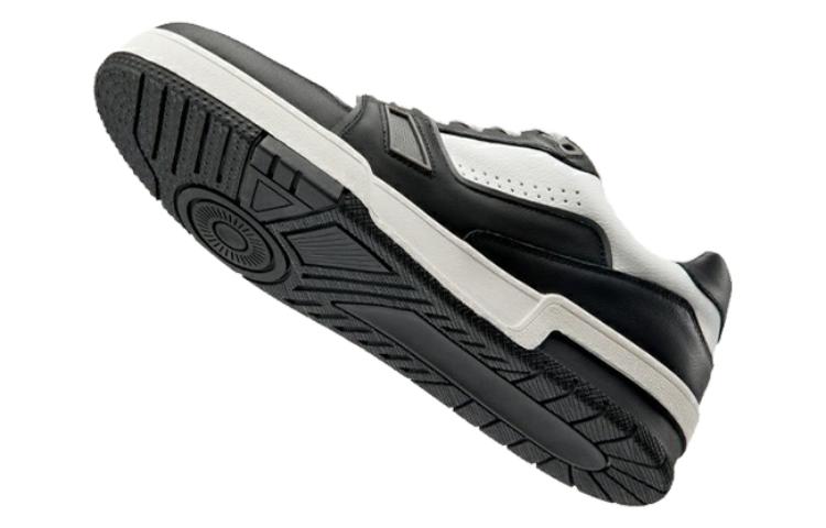Shop Aokang Low-Top Sneaker 'Hitam Keselesaan Fesyen' 1233322008