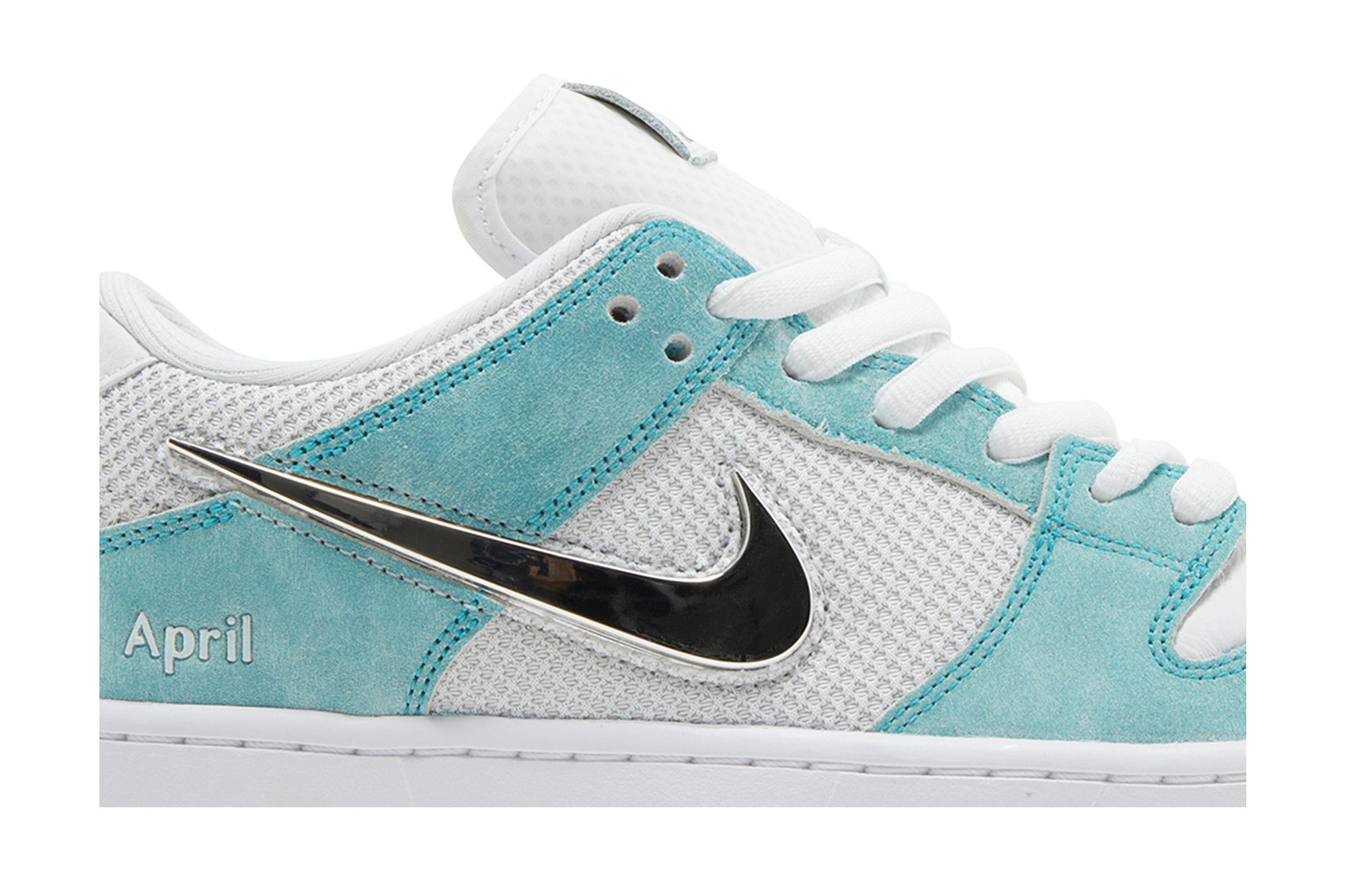 Lookbook April Skateboards x Nike Dunk Low SB 'Turbo Green' FD2562-400