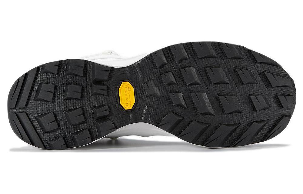 Shop アークテリクス エアリオスFL 2 GTX (白) L08386000