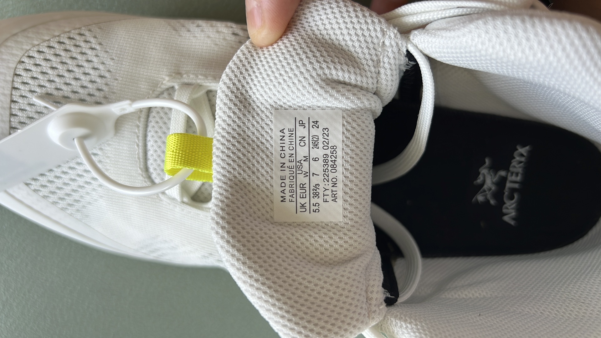 Arc'teryx AERIOS MID 'Aura' 圖 2