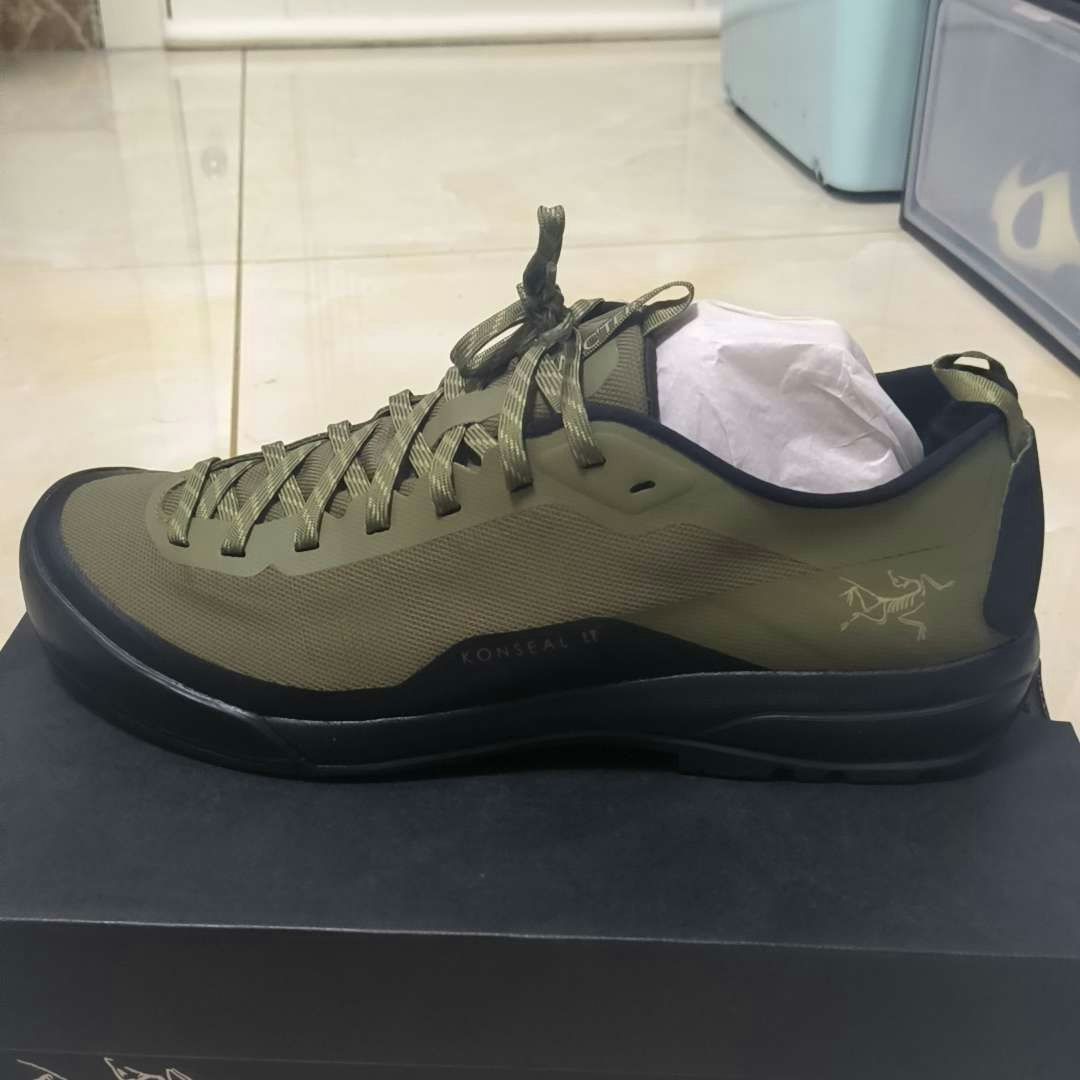 arc-teryx-konseal-lt-black-l0748260031