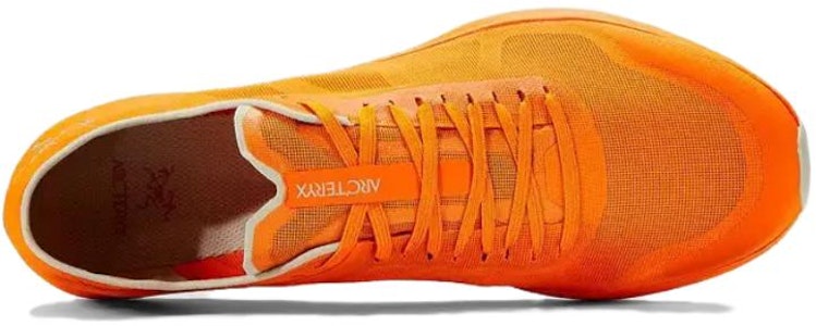 始祖鸟 Norvan 2 SL '浅橘色' L07723800 Lookbook 始祖鸟 Norvan 2 SL '浅橘色' L07723800