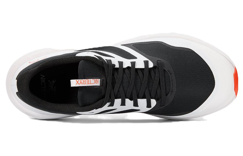 Lookbook Arc'teryx Norvan LD 3 'Blanco Negro' L08431000