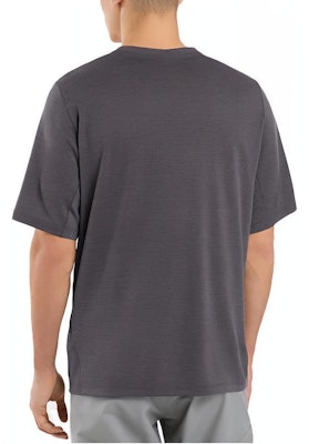 始祖鸟 CORMAC 标志轻薄速干排汗短袖T恤. 30557 Shop 始祖鸟 CORMAC 标志轻薄速干排汗短袖T恤. 30557