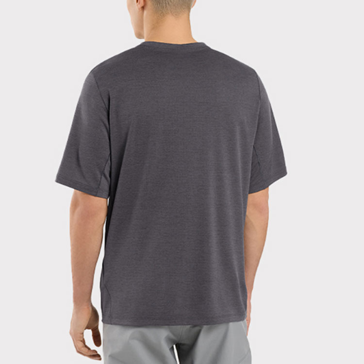 Details for 始祖鸟 CORMAC 标志轻薄速干排汗短袖T恤. 30557