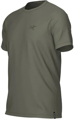 Arcteryx Kaos Lengan Pendek Pria Logo Bordir Minimalis Nyaman. X000009661 Order Arcteryx Kaos Lengan Pendek Pria Logo Bordir Minimalis Nyaman. X000009661
