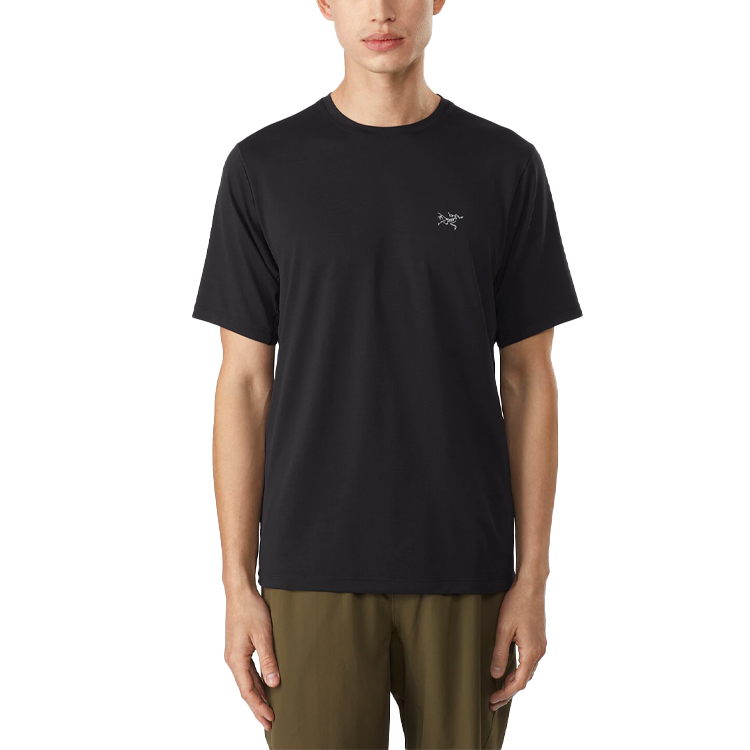 Shop Arcteryx Arc'teryx Cormac Crew SS Quick-Dry T-Shirt with Logo Print. 26841