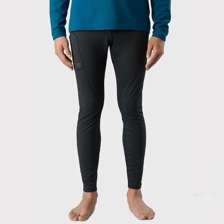 Lookbook Pantalones Atléticos Transpirables y Secado Rápido con Logo de Arc''teryx. 25923