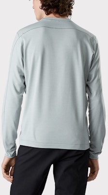 Arcteryx Arc'teryx Motus AR Lightweight Breathable Long Sleeve Crew T-Shirt. 25922 Details for Arcteryx Arc'teryx Motus AR Lightweight Breathable Long Sleeve Crew T-Shirt. 25922