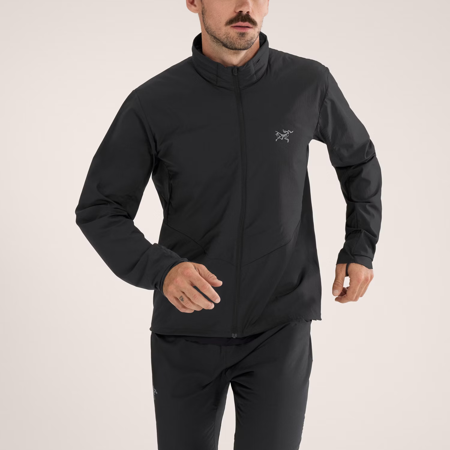 Shop 아크테릭스 노반 방수 통기 로고 프린트 보온 자켓 X000008435