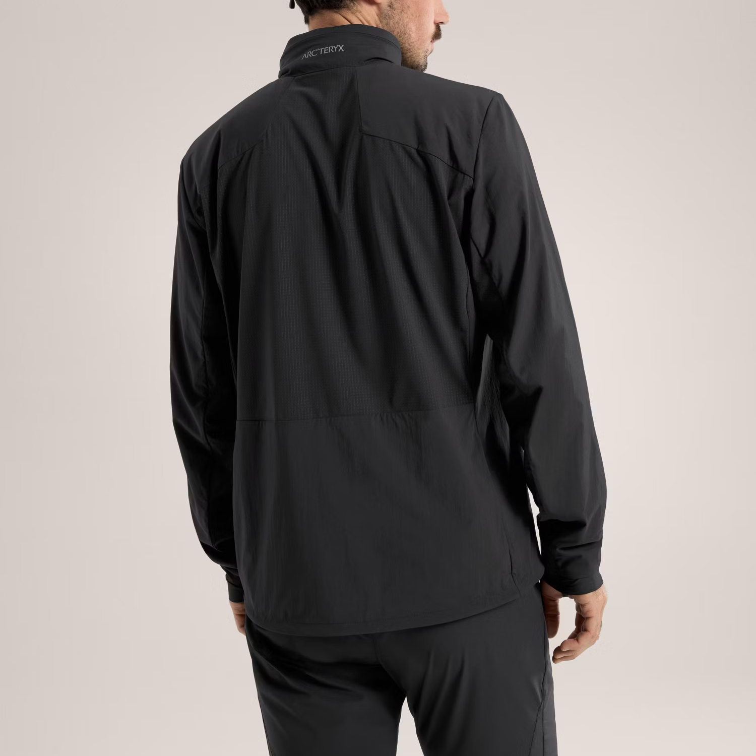 Purchase 아크테릭스 노반 방수 통기 로고 프린트 보온 자켓 X000008435