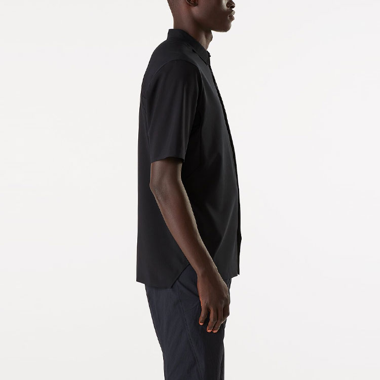 Shop 아크테릭스 베일런스 SS22 헤든 LT 포켓 솔리드 컬러 셔츠 29219