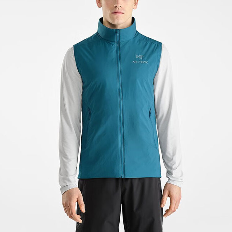 Shop Arcteryx Atom SL  Vest - Solid Color Logo Print with Zipper. X000004849