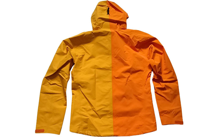 Lookbook Arcteryx BETA Jacket Recut No.18  Lightweight Shell Blaze/Amber Ale. 31521
